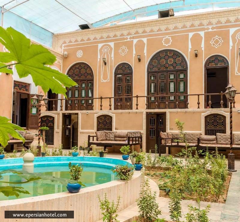 جامع ترین راهنمای هتل های سنتی یزد؛ تجربه اقامت در دل تاریخ خشتی